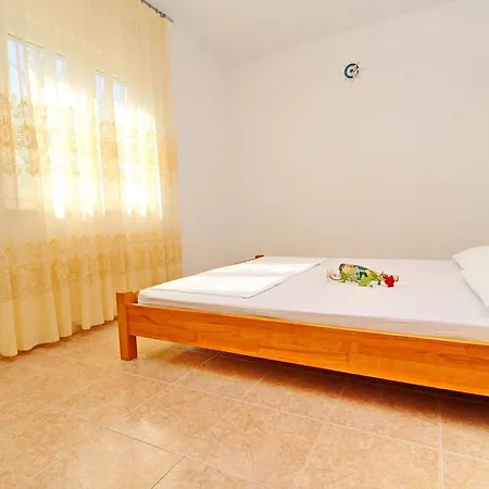 Uvala Rasohatica 5453a Apartament